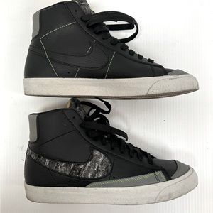 Nike black wool blazer